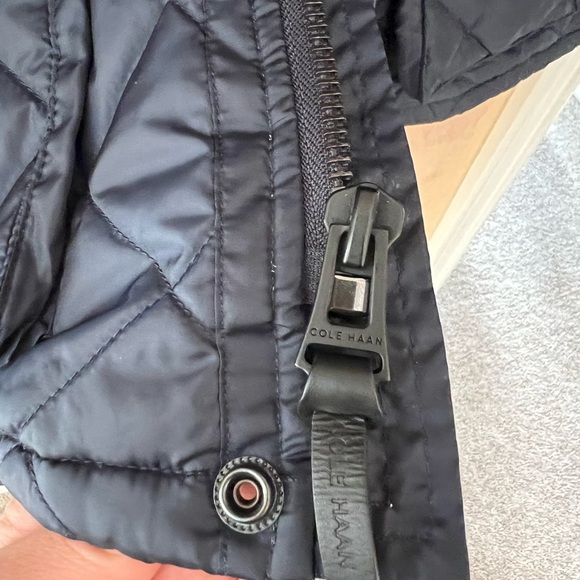 Cole Haan Men’s Blue Quilted Barn Jacket size XL With Corduroy Details - Picture 12 of 16